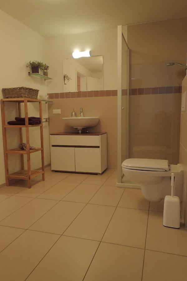 Ferienwohnung Holzmaden Am Platz Екстер'єр фото